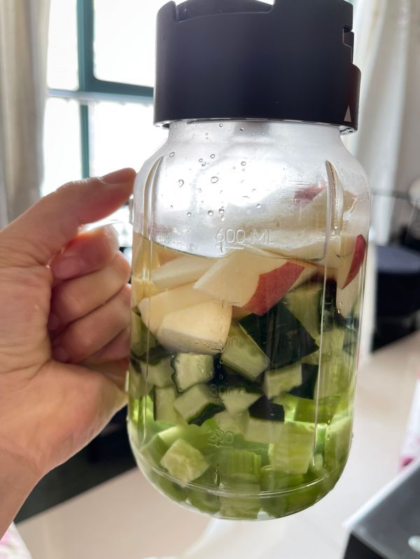 芹菜黄瓜苹果汁