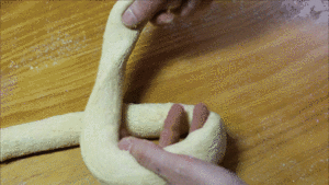 教你如何制作皇冠小米面包