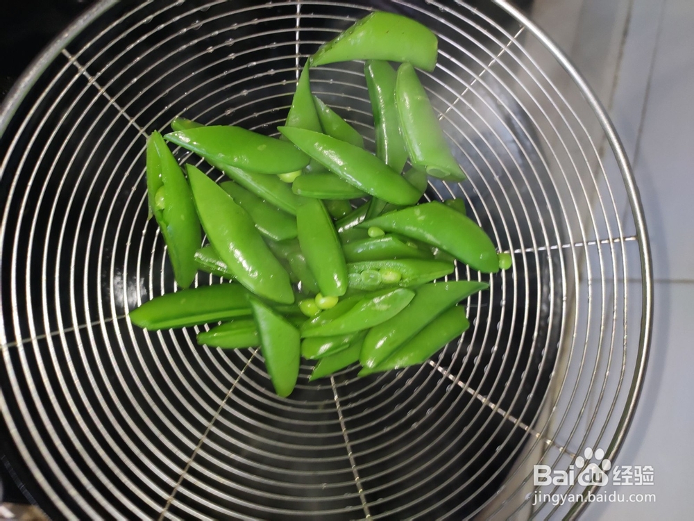 火腿香菇炒青豆的做法