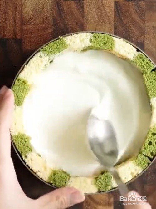 奇异果酸奶条纹蛋糕怎么做