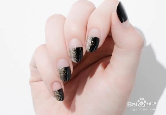 12个秋冬季指甲彩绘灵感 为你带来华丽节日气氛