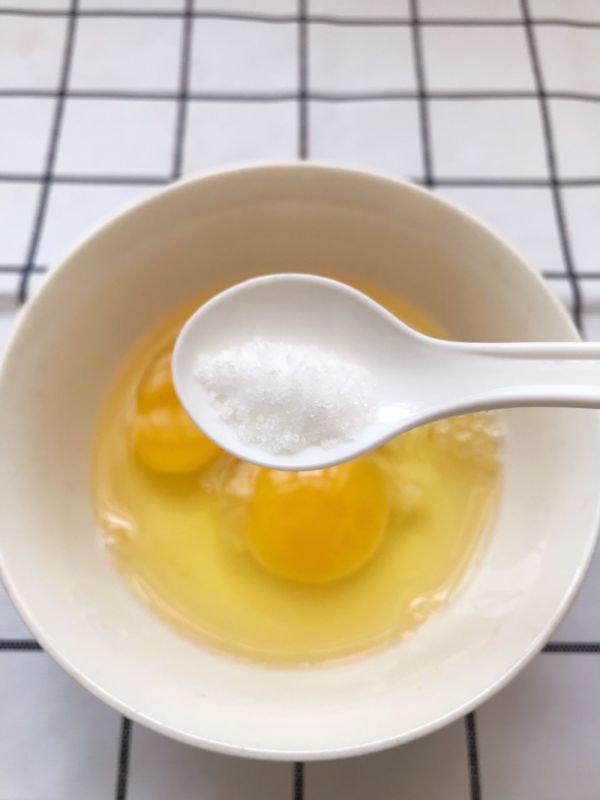 青瓜蛋皮虾仁卷饼