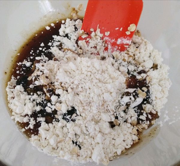 燕麦葡萄干甜饼