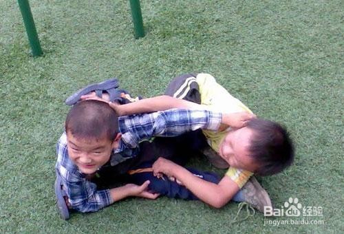 孩子在幼儿园受到欺负该怎么办