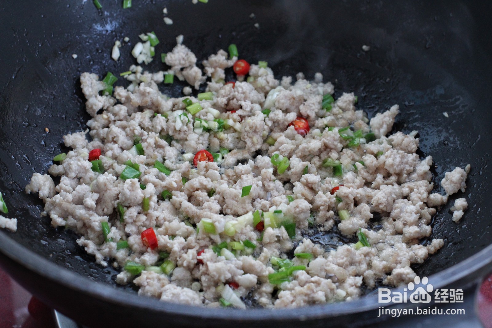 怎么做酱烧肉末茄子