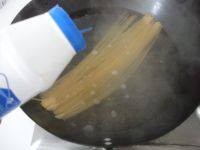 牛油果意大利面做法