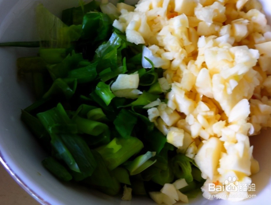 家庭自制蒜蓉粉丝蒸蛤蜊