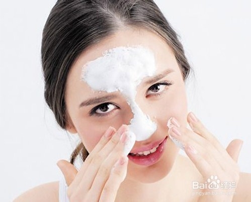 告别干燥脱皮 干性皮肤秋冬补水7要素