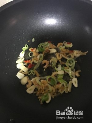 白菜木耳的做法