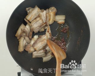 做一道下饭的美味回锅肉。