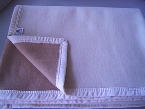 如何保养酒店客房用毛毯？