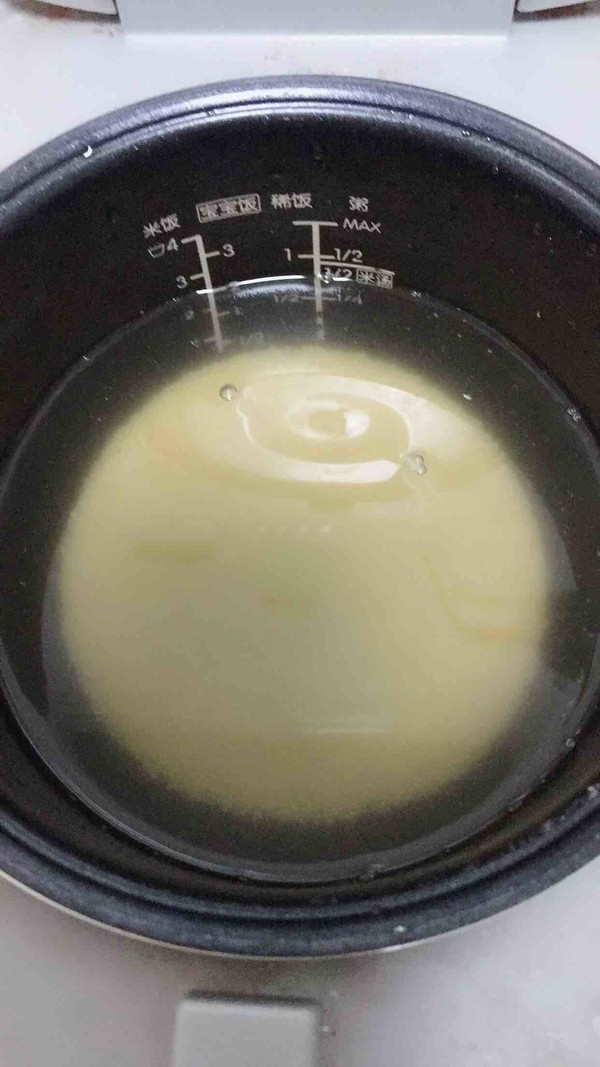 菠萝银耳小米粥