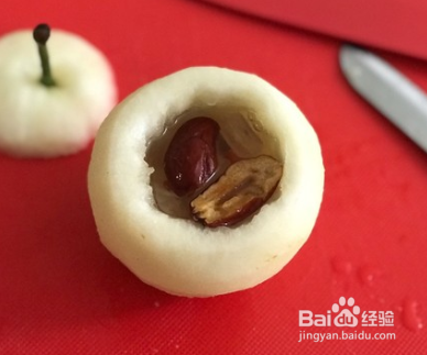 冰糖蒸雪梨的做法