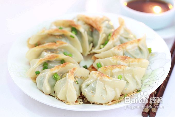 Tony小屋家8个独门秘籍分享这个冬天最好吃的金丝边煎饺