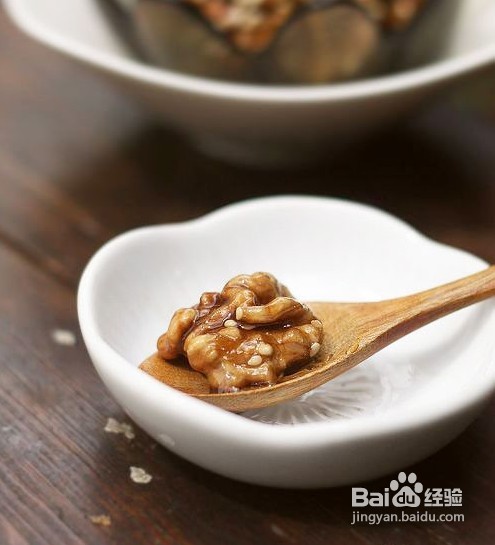 8分钟搞定补脑益智的小零食——琥珀核桃仁