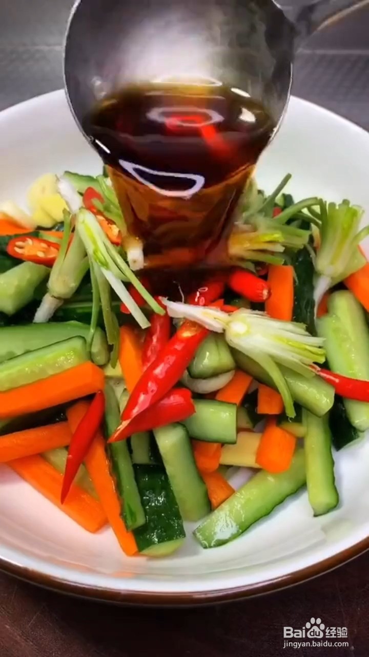 如何制作好吃的开胃小黄瓜