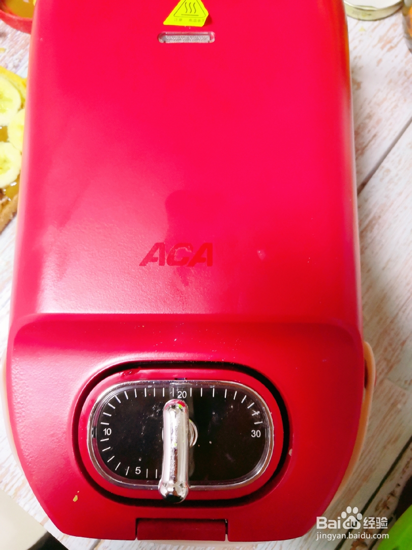 戒掉外卖的香蕉花生酱三明治