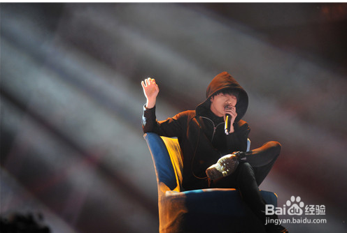 听了华晨宇《癌》引发的思考