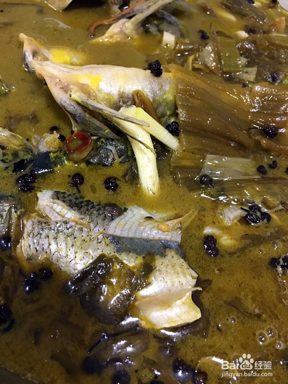 酥到掉渣的酸菜黄辣丁