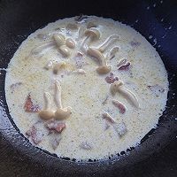 怎么做出好吃的意式奶油培根面
