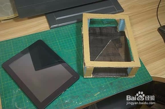 自制简易3D全息投影仪的方法