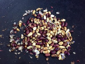 做糯米糍粑放热水还是冷水好