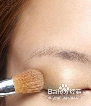 单眼皮如何打造华丽电眼