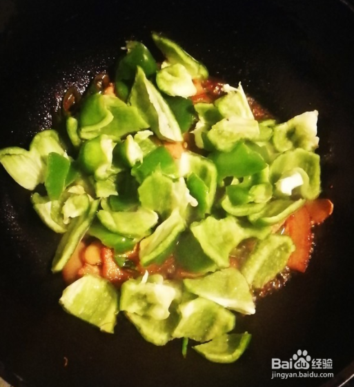 柿子椒炒肉的做法