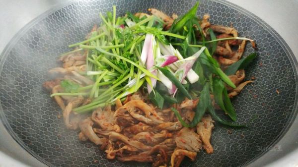 香辣孜然葱葱菇