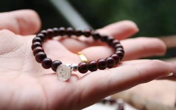 小叶紫檀手链多少钱