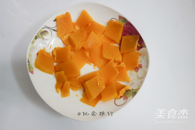 双色玫瑰花饺子