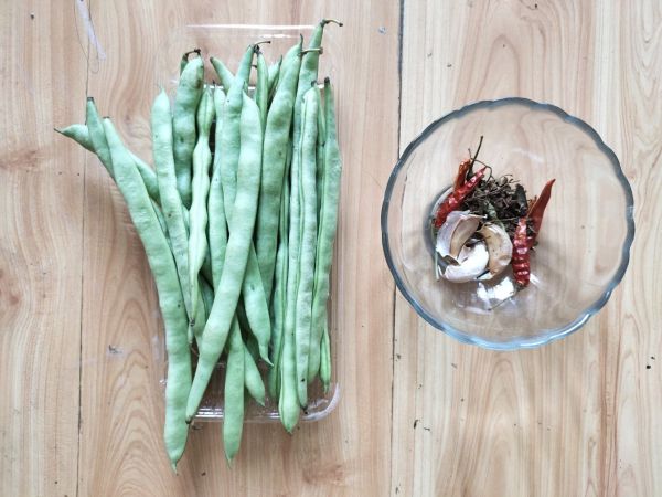 简单美味干煸扁豆角