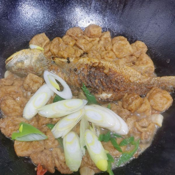 家常大黄鱼炖豆泡