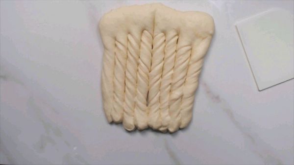 味增岩烧乳酪吐司