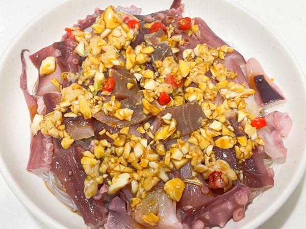 鱿鱼花雕粉丝煲