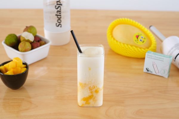 芒果椰乳气泡水
