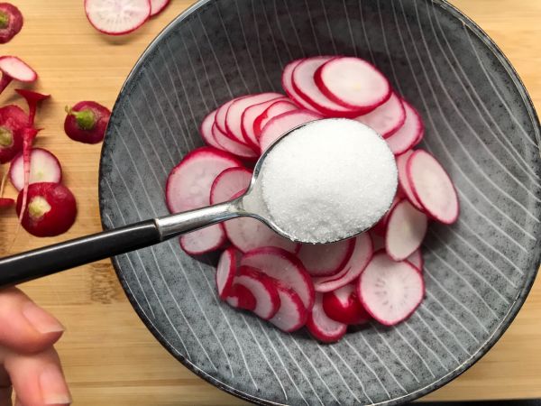 15分钟酸甜萝卜