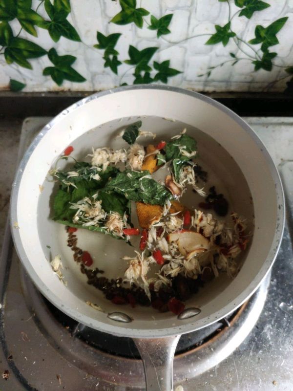 护肝明目决明子菊花饮