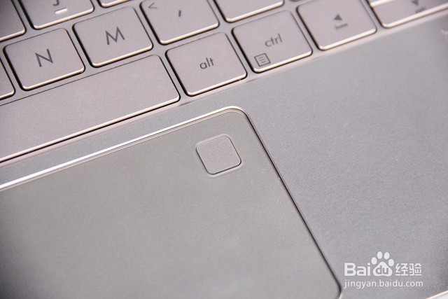 轻薄时尚外观出众华硕灵耀3超薄本开箱评测
