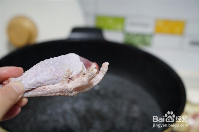 好喝的虫草红枣鸡腿汤