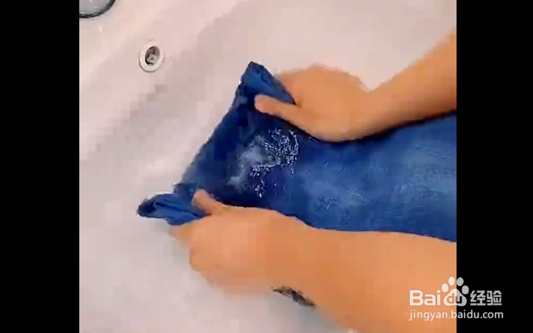 去除衣服上的油污
