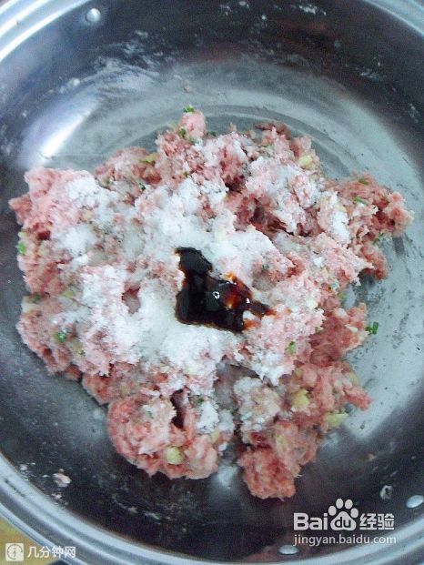 怎样自制酱汁狮子头