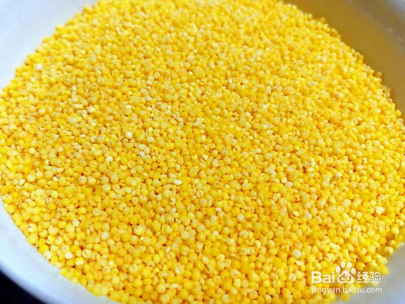 银耳黄豆枸杞小米粥的做法