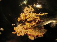 香菇红萝卜炒米粉的做法