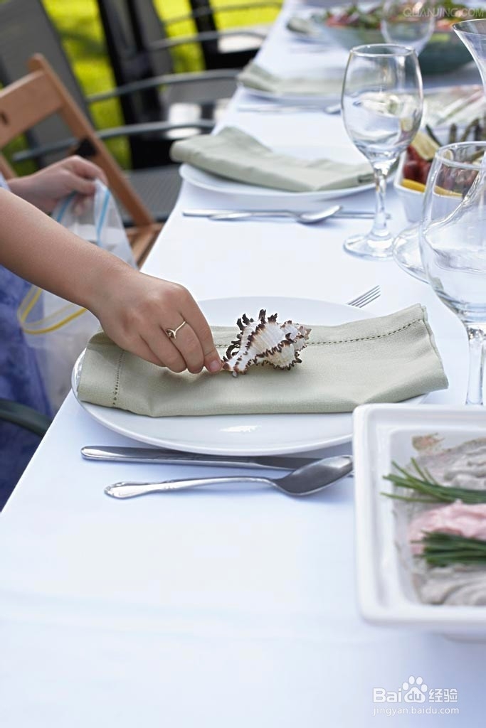 餐桌上选择亚麻的几大理由