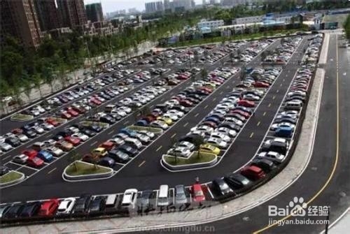 为什么停车的时候车头要向外