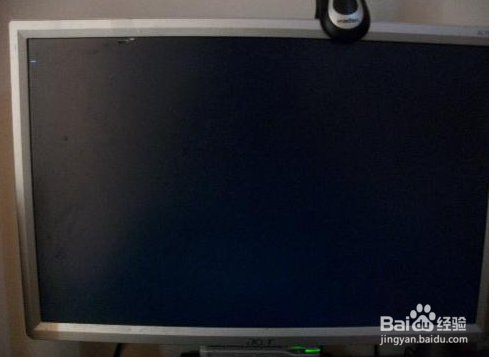 电脑开机黑屏怎么办？