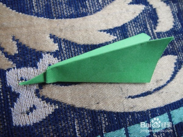 儿童简易折纸--第四种种飞机折法