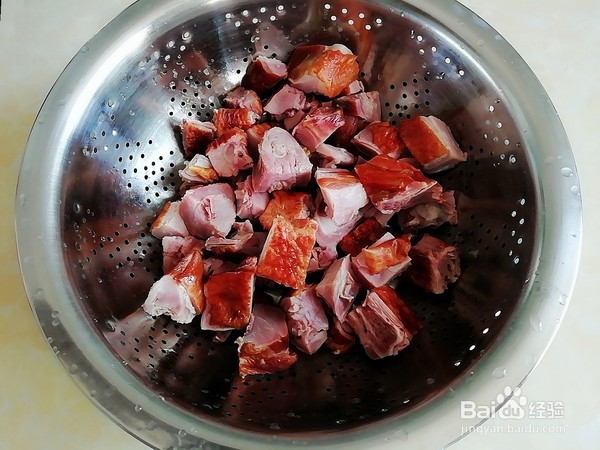 教你做腊鸭焖芋头