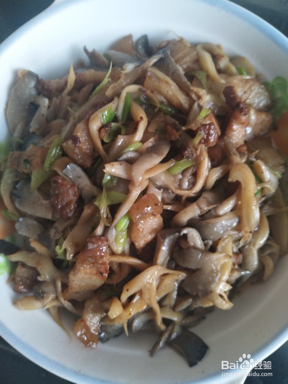 蘑菇炒肉超美味做法